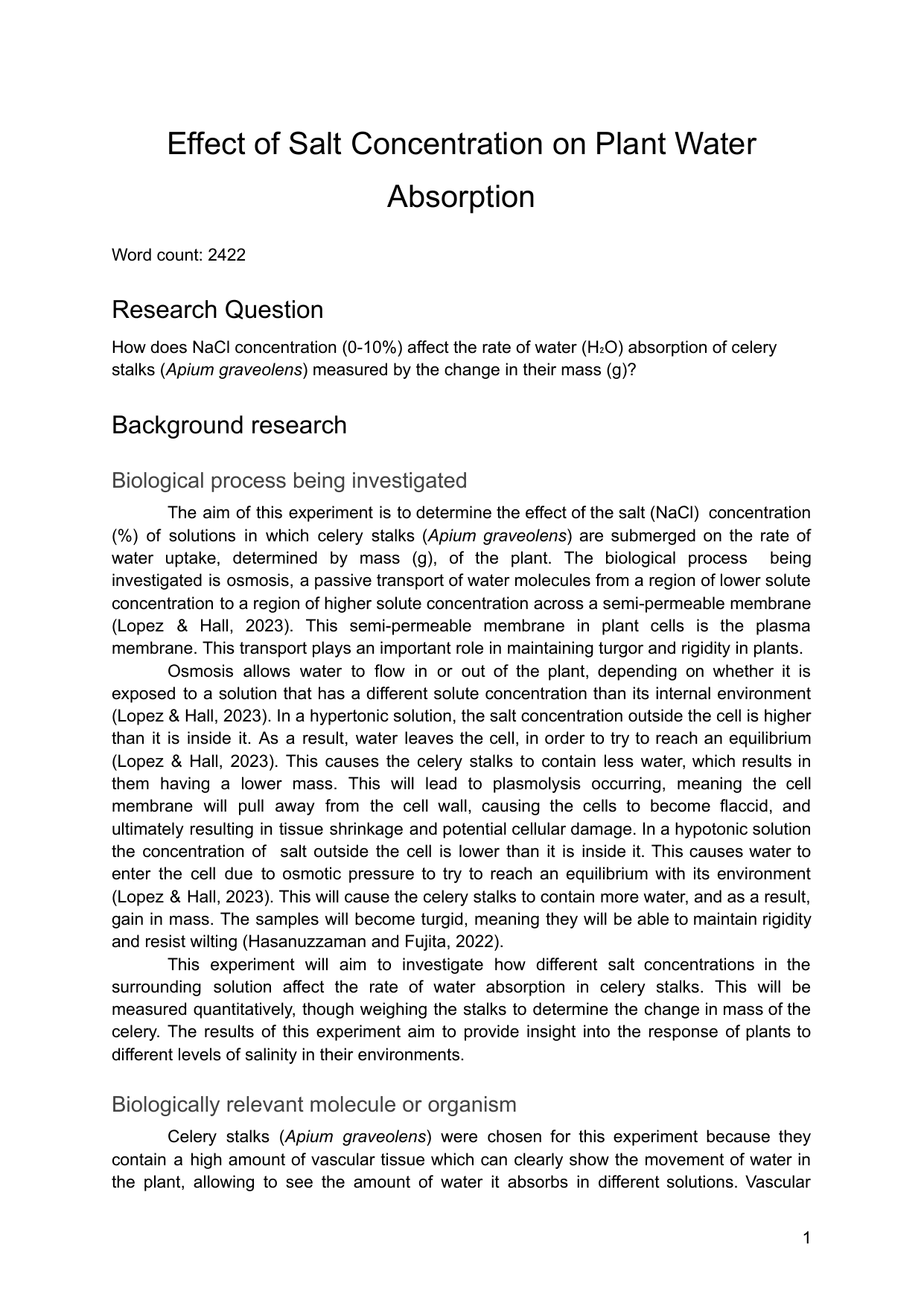 How does NaCl concentration (0-10%) affect the rate of water (H₂O) absorption of celery stalks (Apium graveolens) measured by the change in their mass (g)? - Biology IA exemplar scored 5